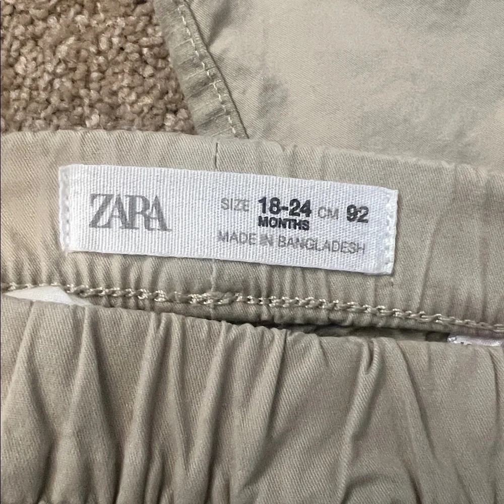 Zara Baby Ripstop Cargo Pants in Khaki Size 18-24 months